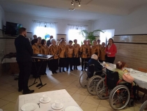 SENIORZY DLA SENIORÓW - chór VIOLA z wizytą w Domu Pomocy Społecznej