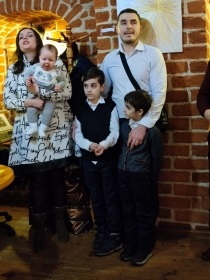 „SZCZĘŚLIWA, BO ŻYJĘ….” relacja z wernisażu wystawy malarstwa Anny Zinets