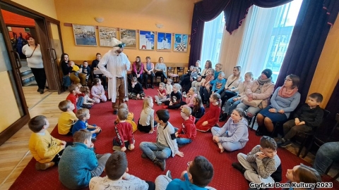 „FERIE 2023 z GDK” – relacja z 14.02.  W drugi dzień „Zimowej Sceny Teatralnej dla Dzieci”
